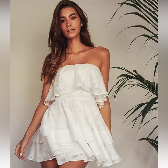 Lulus Dresses & Skirts - Lulus - Strapless Lace White Dress - Large - Worn Once - Bride